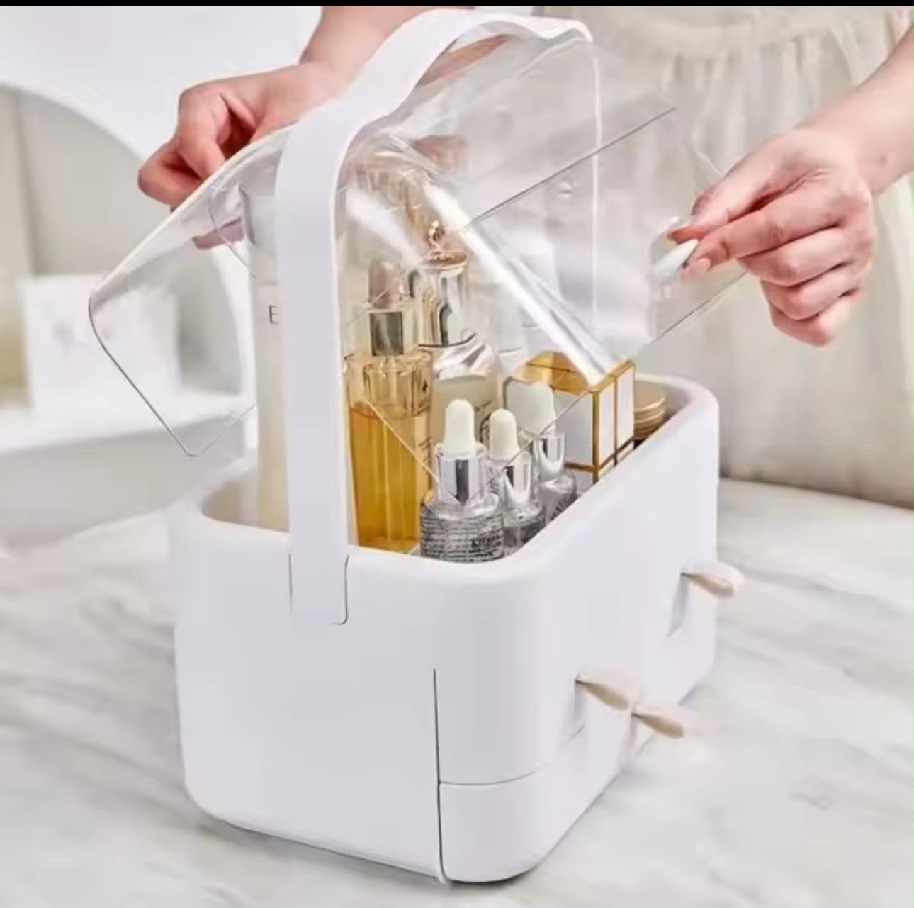 Cosmetic Organiser